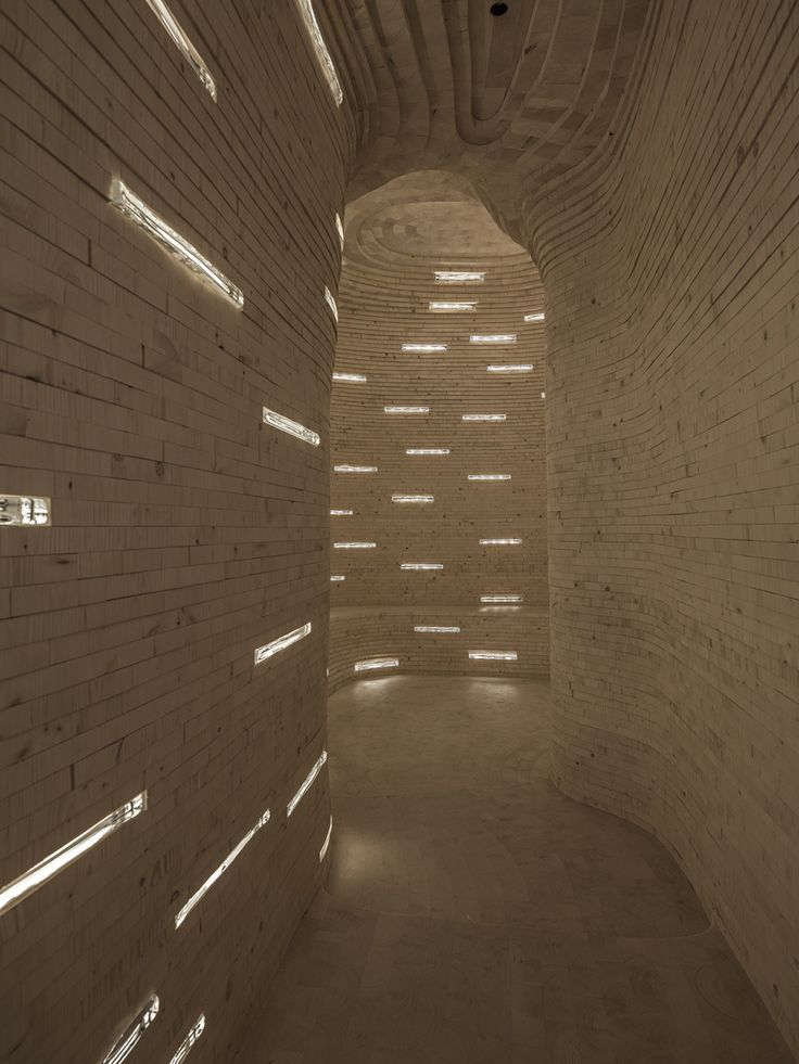 Basilica side chapel — slit windows